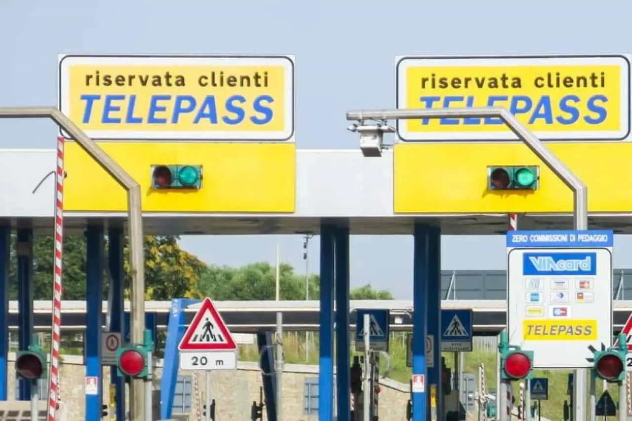 Novità Telepass: ecco come risparmiare se viaggi ogni giorno per lavoro